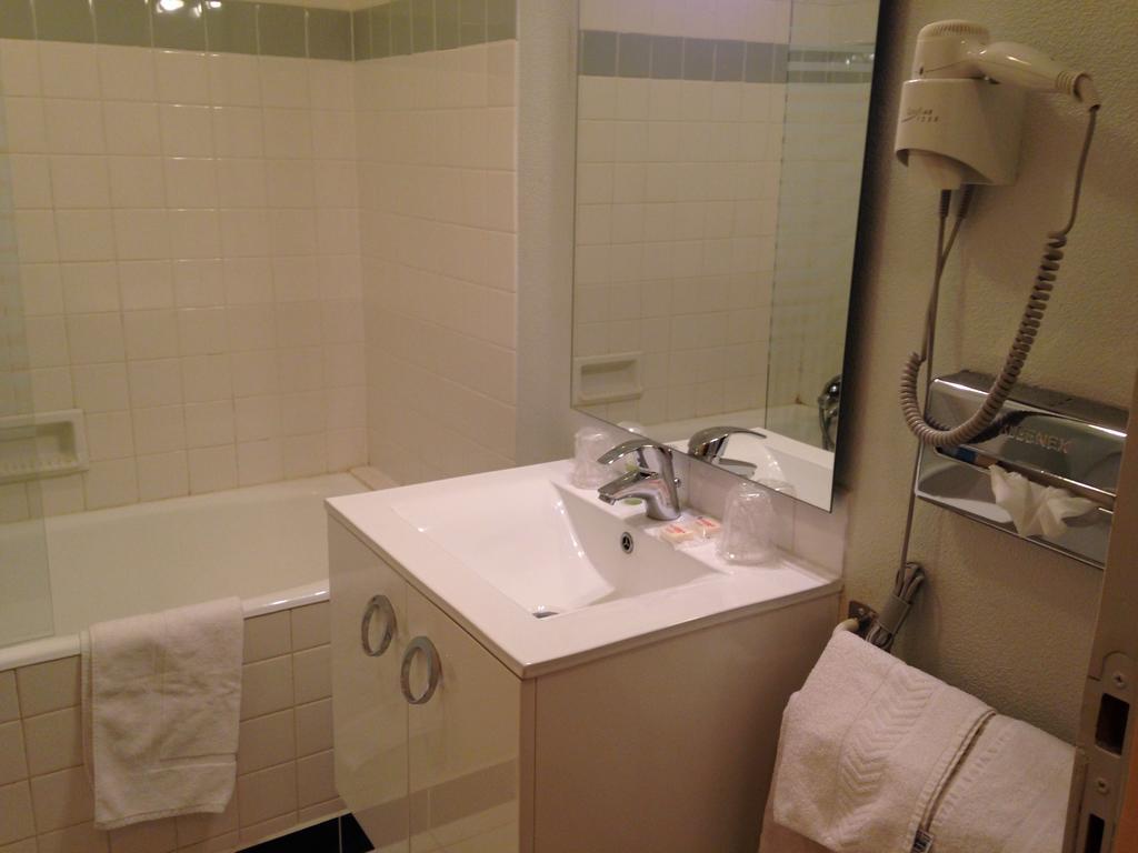 Hotel Continental Vierzon Zewnętrze zdjęcie